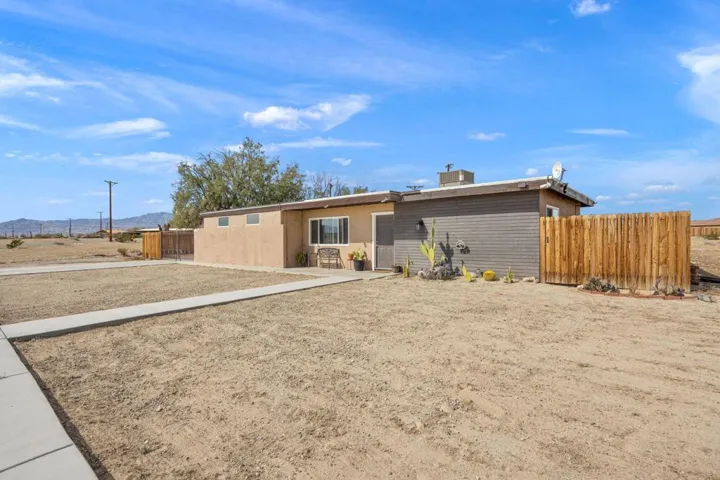 11-web-or-mls-068A7124