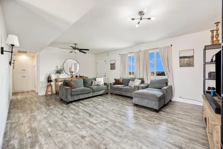 27-web-or-mls-068A7211