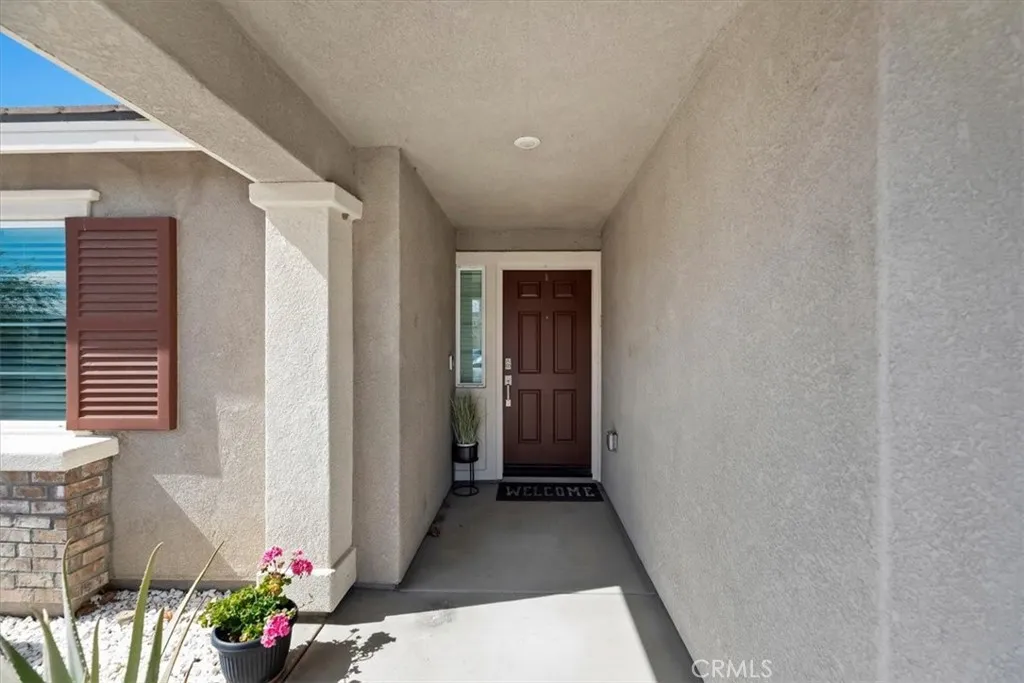 1467 Carolina Court, Hemet, California 92543 home-pic-8