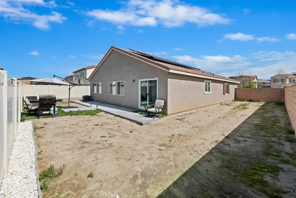 1467 Carolina Court, Hemet, California 92543 home-pic-40