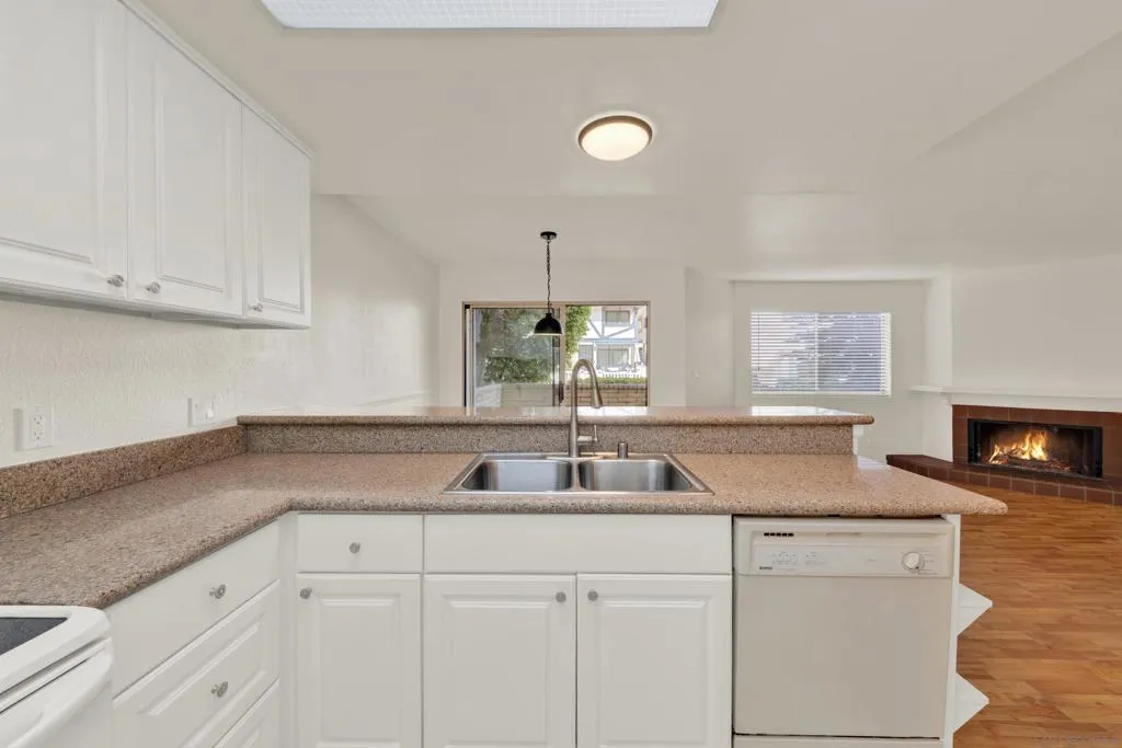 5750 Friars Rd 109, San Diego, California 92110 home-pic-33