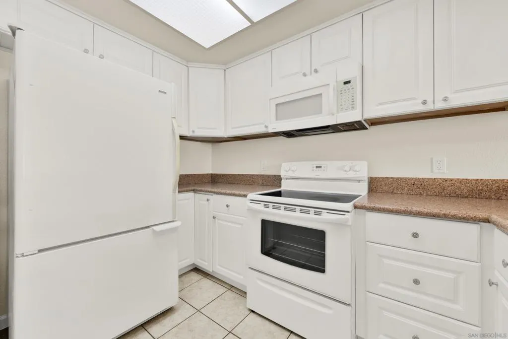 5750 Friars Rd 109, San Diego, California 92110 home-pic-36