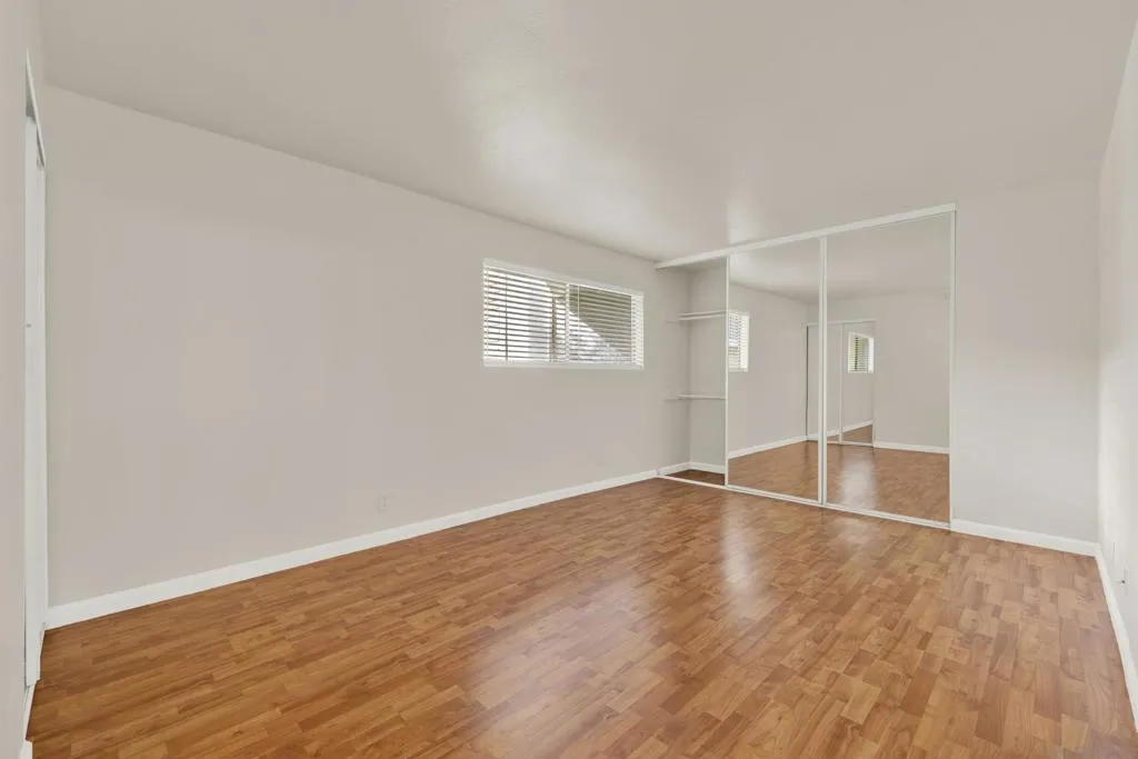 5750 Friars Rd 109, San Diego, California 92110 home-pic-11