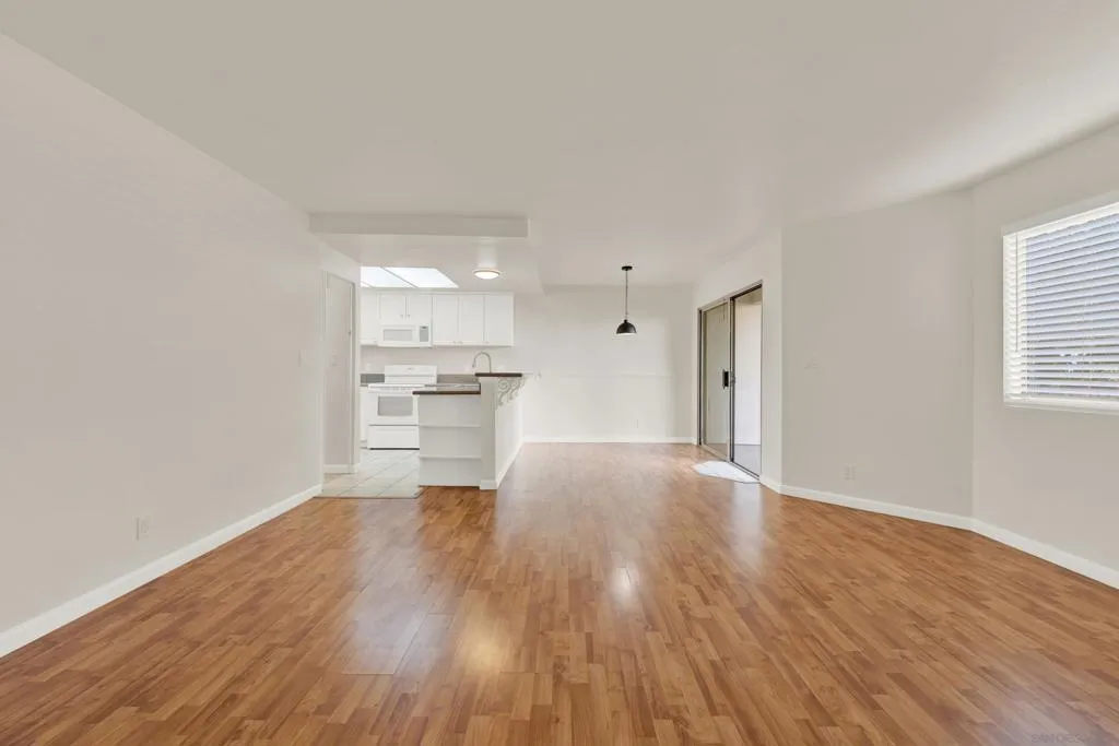 5750 Friars Rd 109, San Diego, California 92110 home-pic-22
