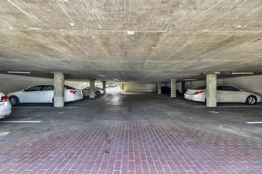 5750 Friars Rd 109, San Diego, California 92110 home-pic-44