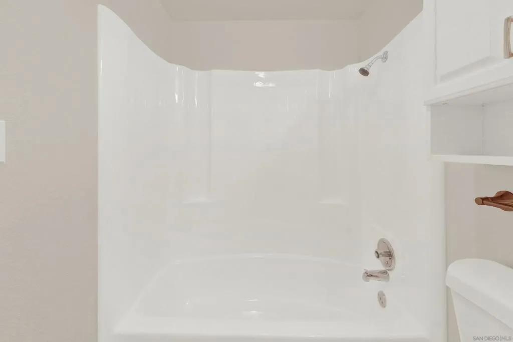 5750 Friars Rd 109, San Diego, California 92110 home-pic-14
