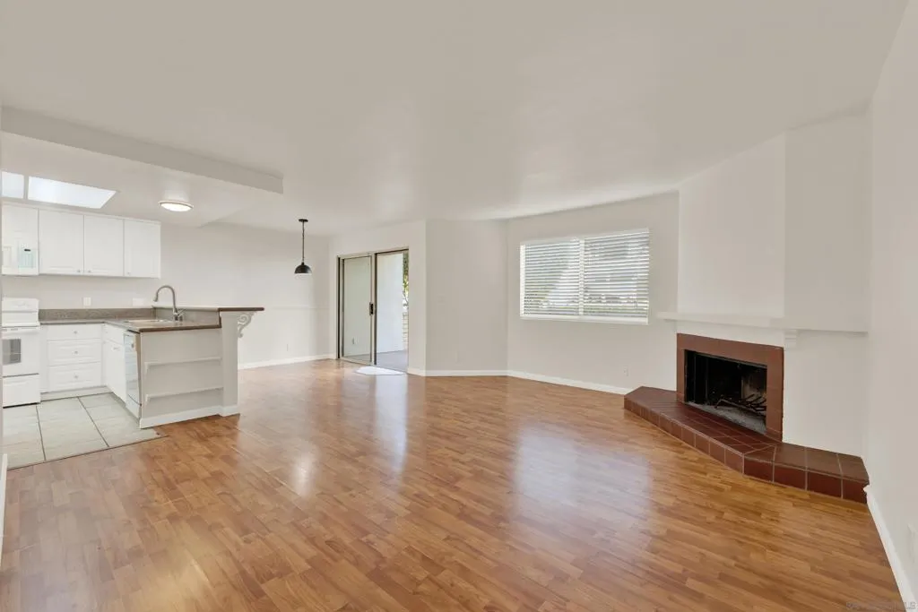 5750 Friars Rd 109, San Diego, California 92110 home-pic-20