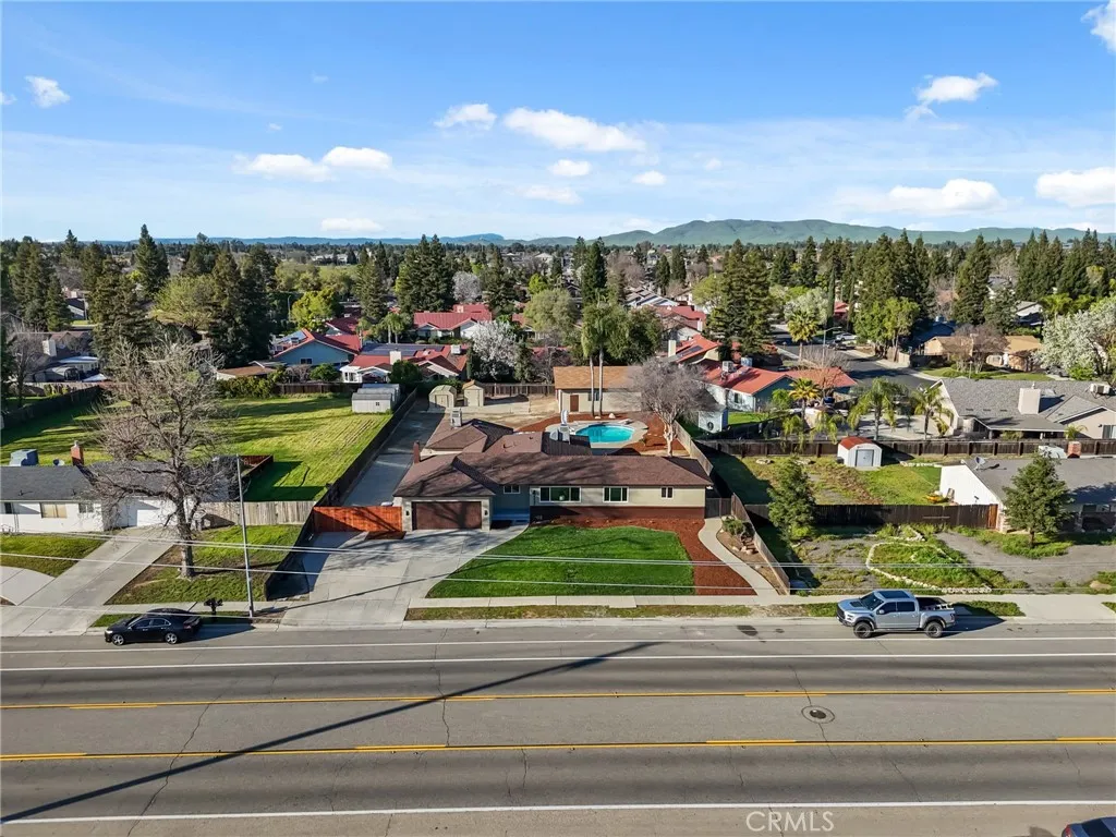 2325 Sierra Avenue, Clovis, California 93611 home-pic-64