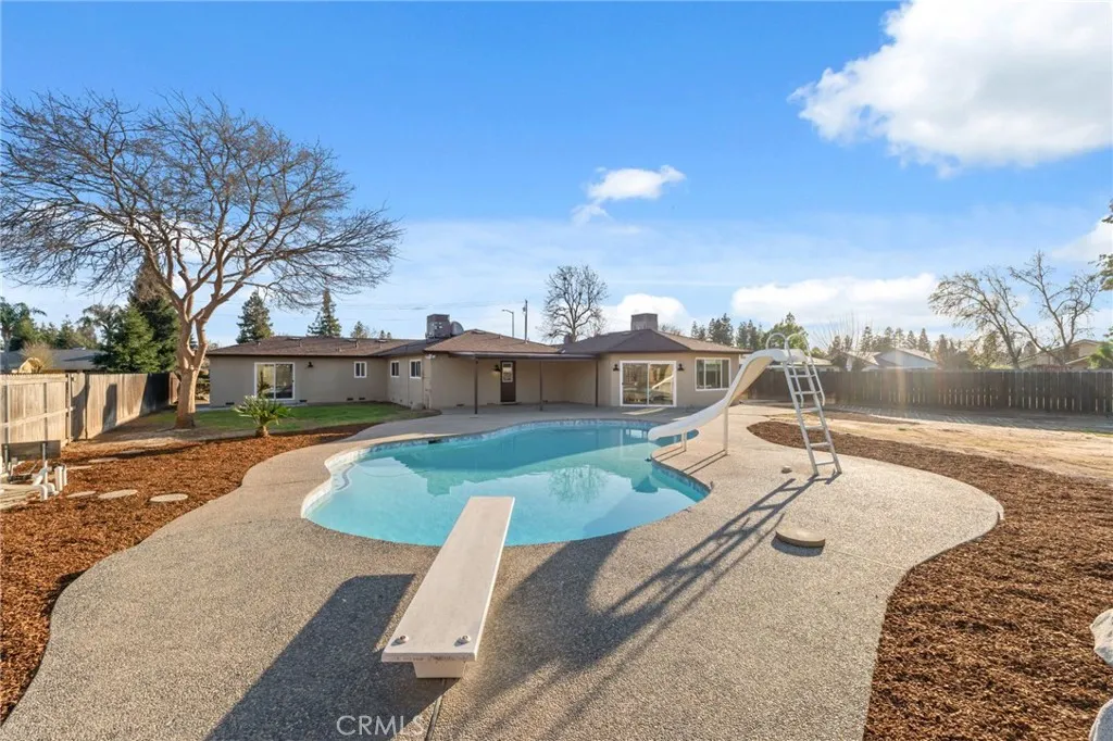 2325 Sierra Avenue, Clovis, California 93611 home-pic-44