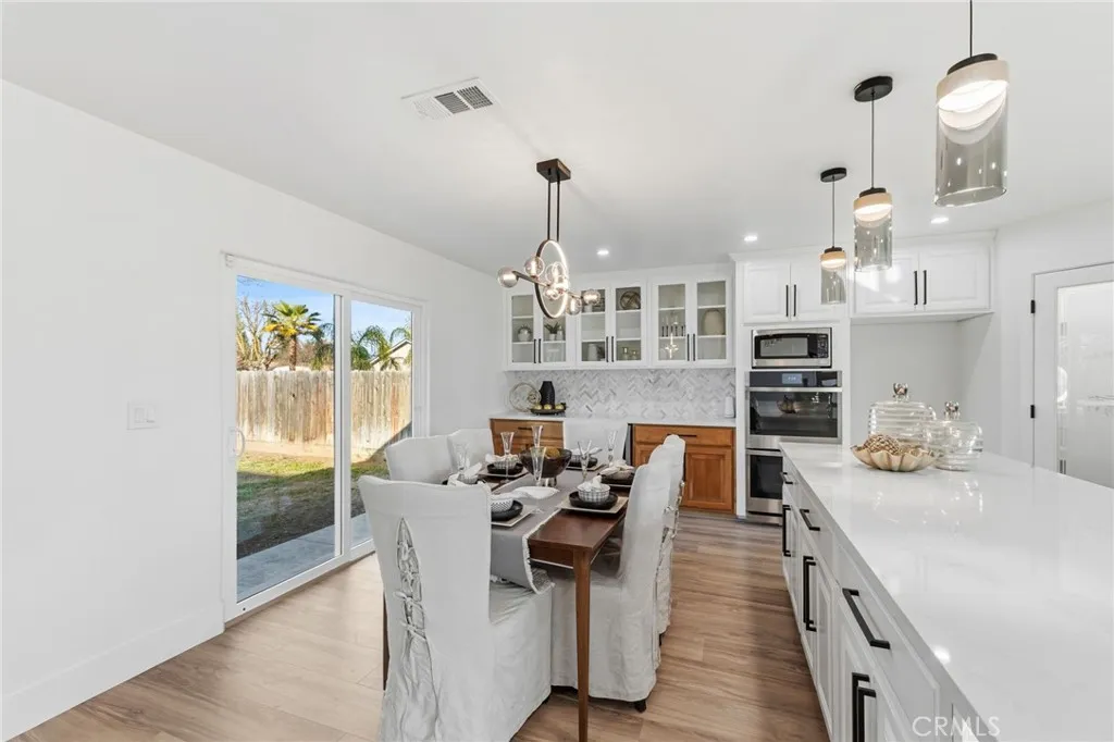 2325 Sierra Avenue, Clovis, California 93611 home-pic-18