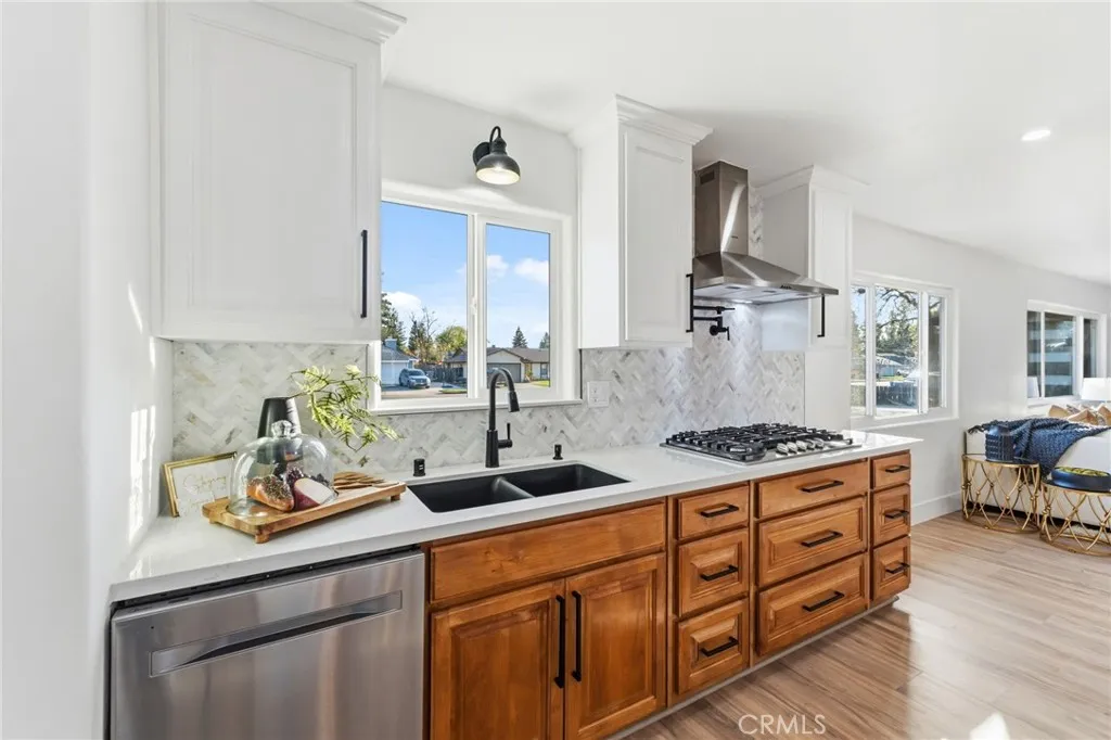 2325 Sierra Avenue, Clovis, California 93611 home-pic-15