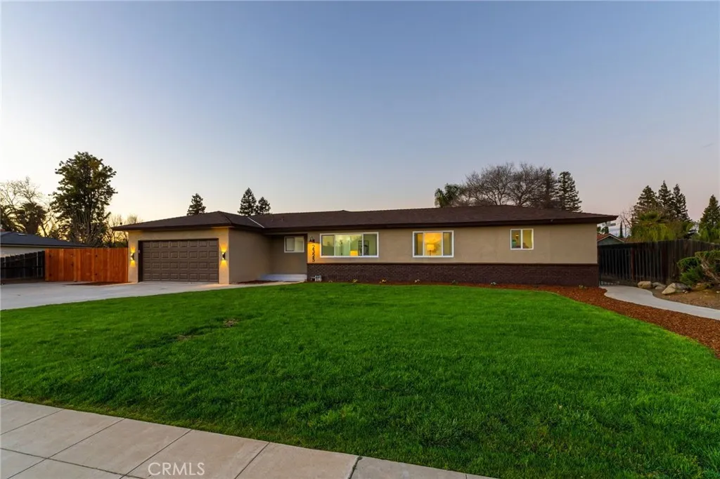 2325 Sierra Avenue, Clovis, California 93611 home-pic-4