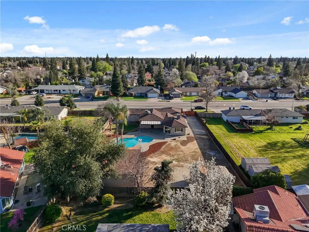 2325 Sierra Avenue, Clovis, California 93611 home-pic-66