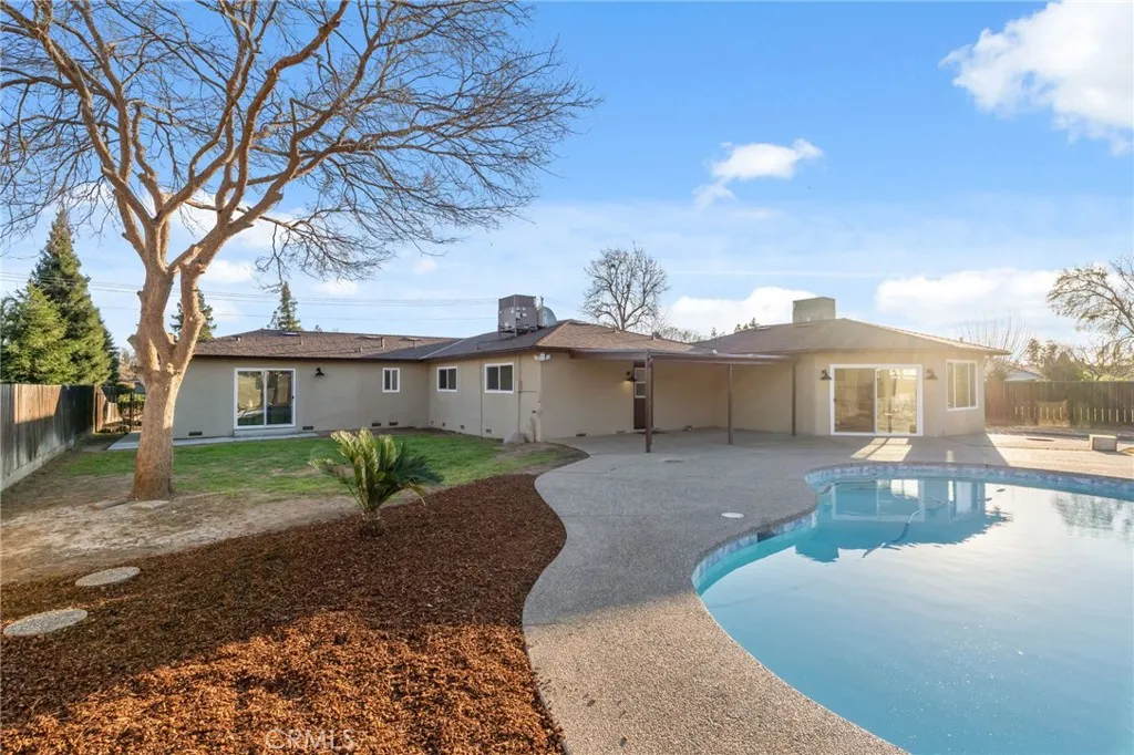 2325 Sierra Avenue, Clovis, California 93611 home-pic-43