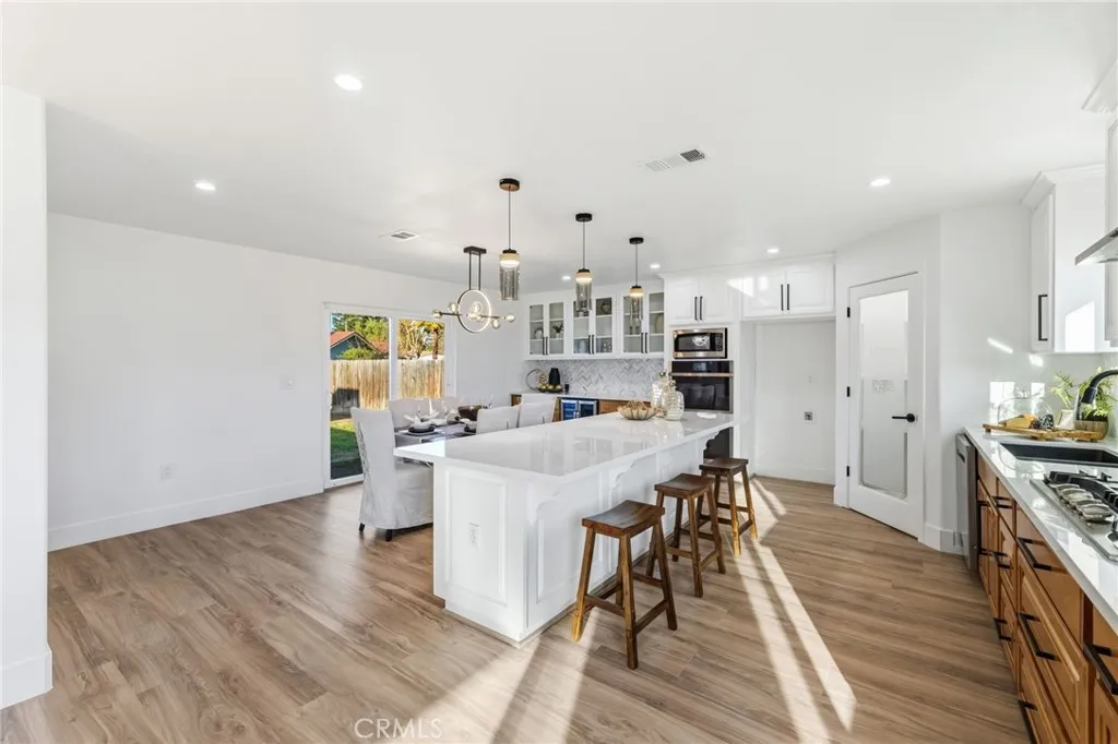 2325 Sierra Avenue, Clovis, California 93611 home-pic-10