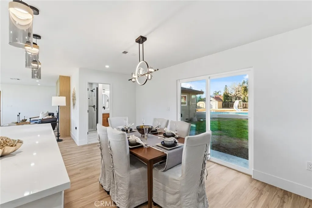 2325 Sierra Avenue, Clovis, California 93611 home-pic-17