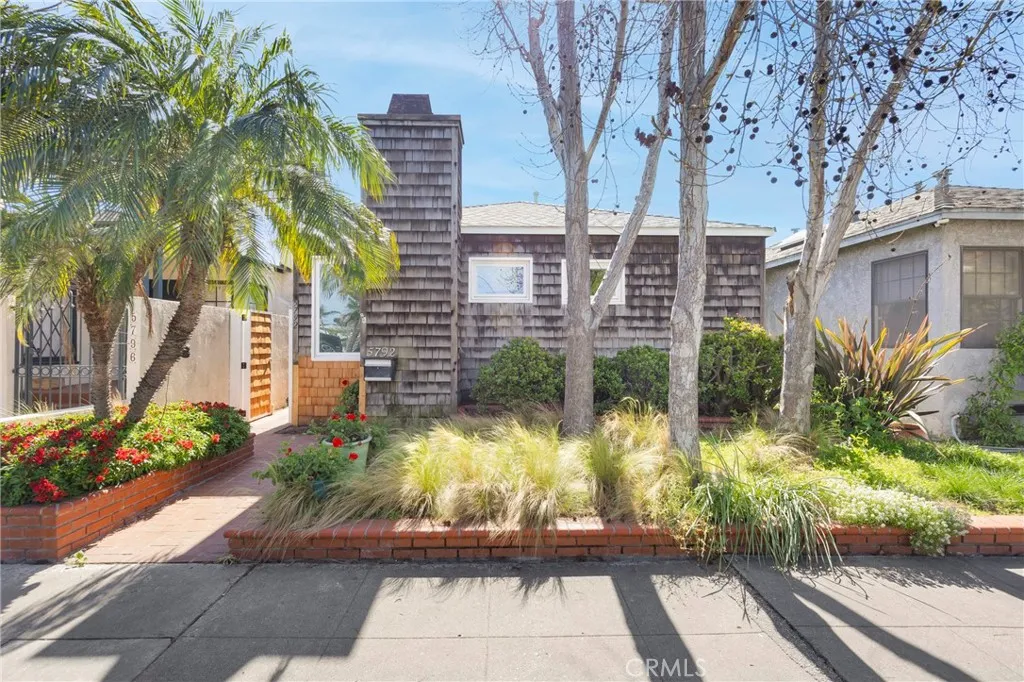 5792 Campo Walk, Long Beach, California 90803 home-pic-1