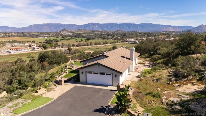 13804 Chaparral Terrace, Valley Center, California 92082