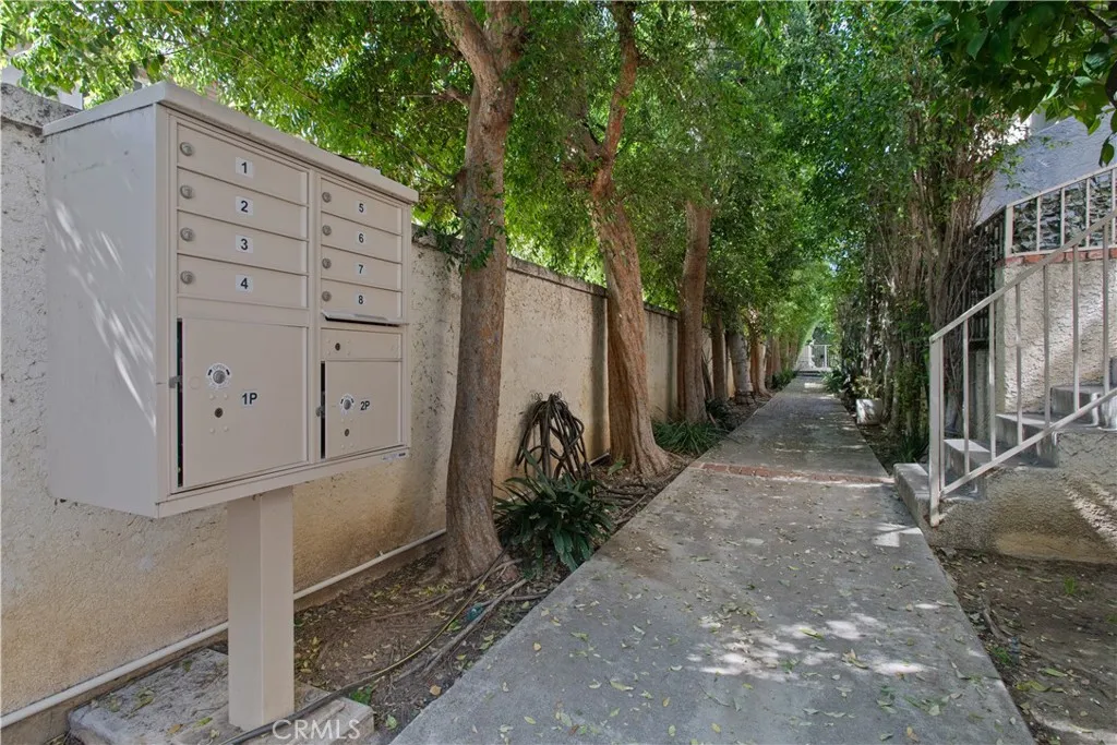 5727 Etiwanda 3, Tarzana, California 91364 home-pic-35