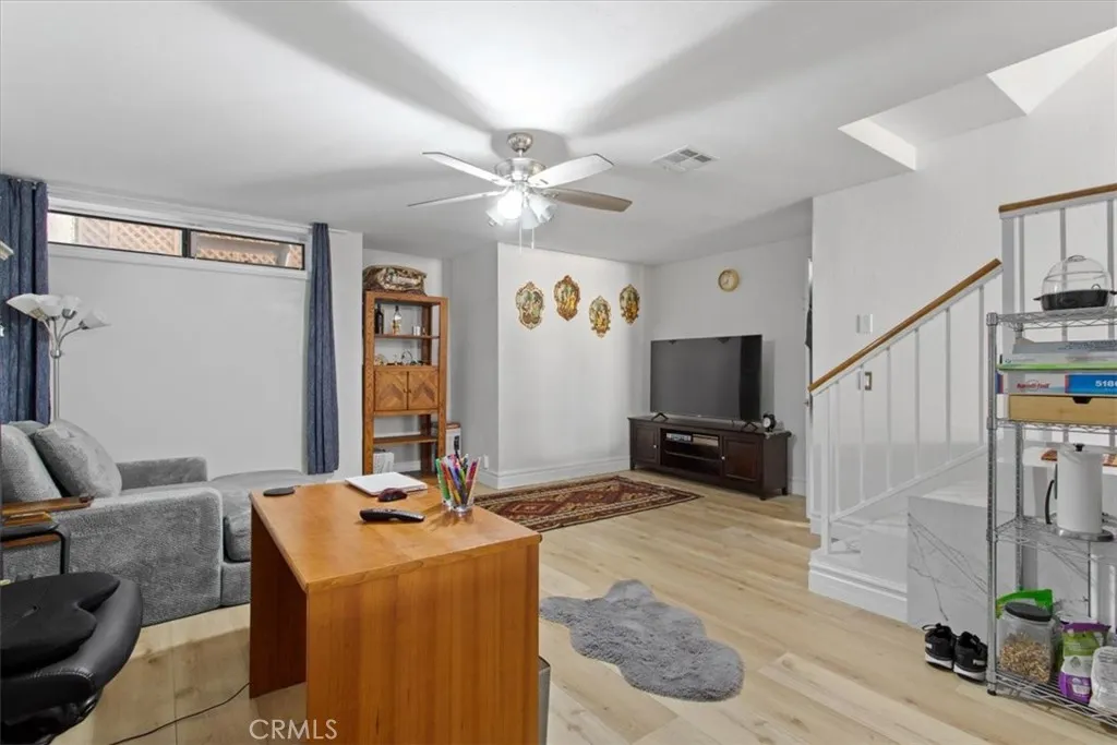 5727 Etiwanda 3, Tarzana, California 91364 home-pic-23