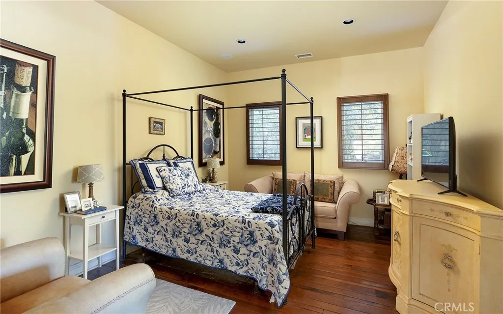 35 Calle Careyes, San Clemente, California 92673 home-pic-40