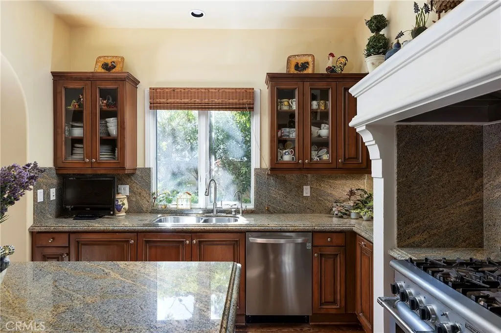 35 Calle Careyes, San Clemente, California 92673 home-pic-26