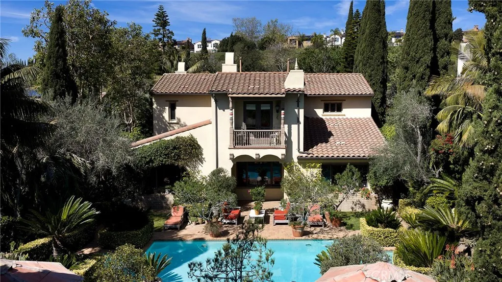 35 Calle Careyes, San Clemente, California 92673 home-pic-62