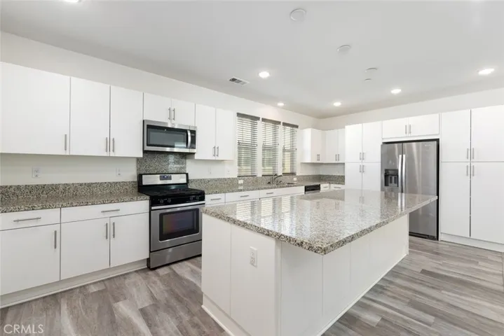 5341 Calle Rockfish 76, San Diego, California 92154