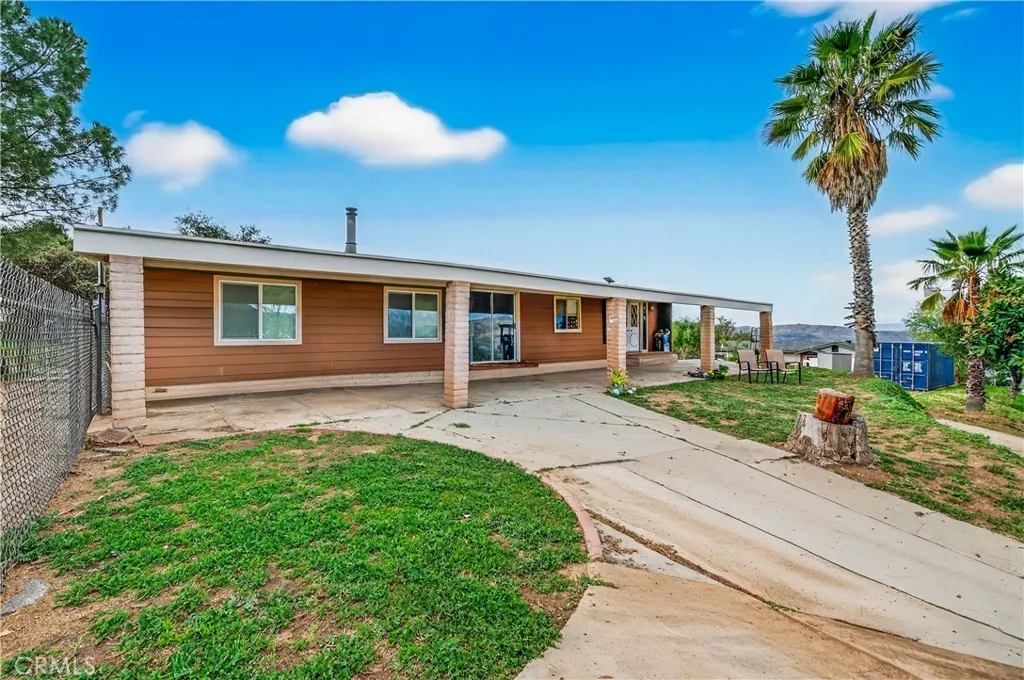 33620 Oak Drive, Hemet, California 92544 home-pic-72