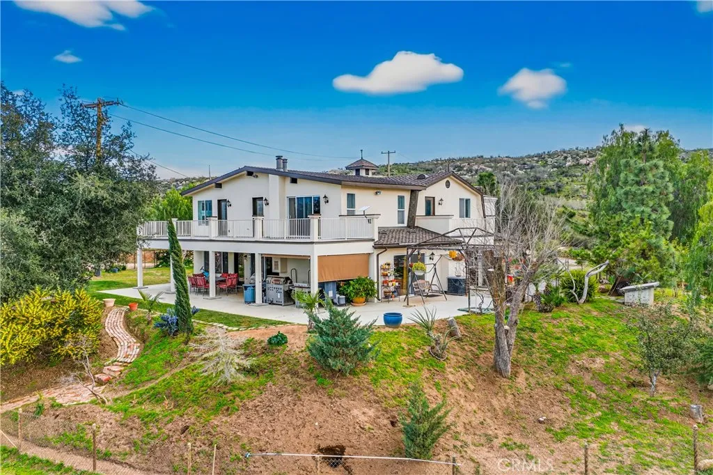 33620 Oak Drive, Hemet, California 92544 home-pic-71
