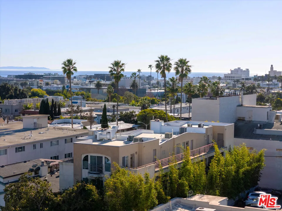 1214 14th Street 204, Santa Monica, California 90404 home-pic-33