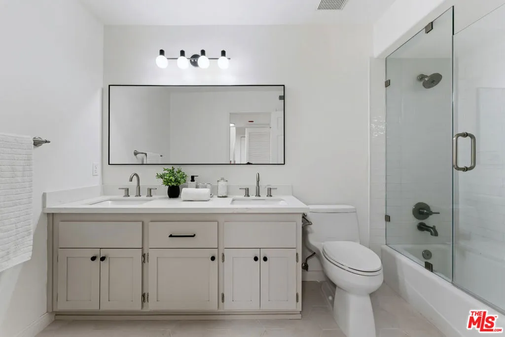 1214 14th Street 204, Santa Monica, California 90404 home-pic-22