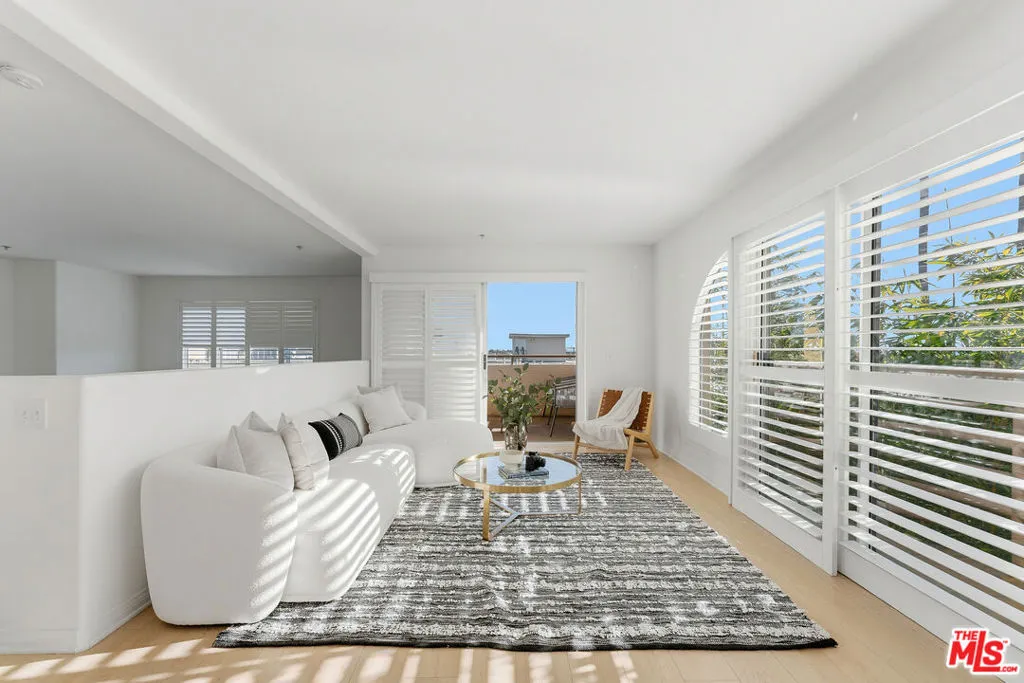 1214 14th Street 204, Santa Monica, California 90404 home-pic-26