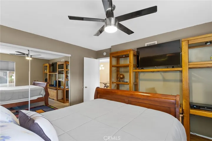 Upstairs Bedroom 2