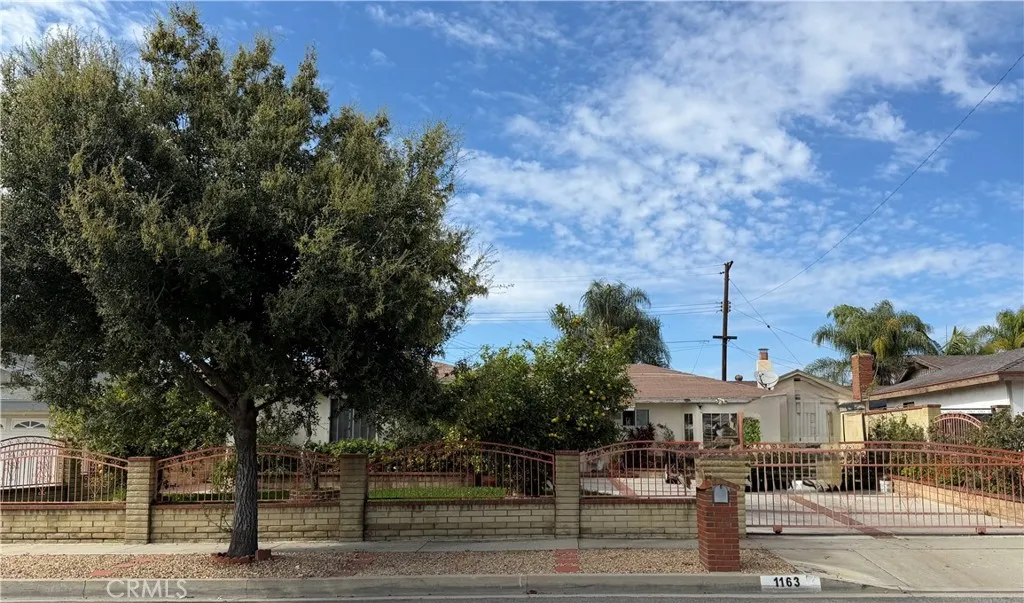 1163 Cloverglen Drive, La Puente, California 91744 home-pic-1