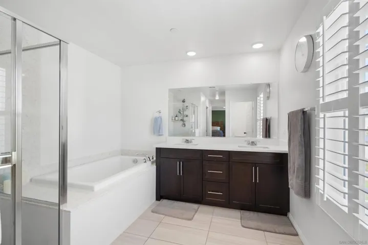 10664 Cobble Court, Santee, California 92071