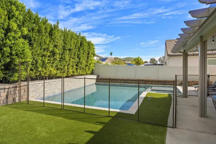 10664 Cobble Court, Santee, California 92071