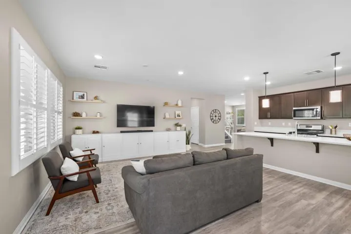 10664 Cobble Court, Santee, California 92071