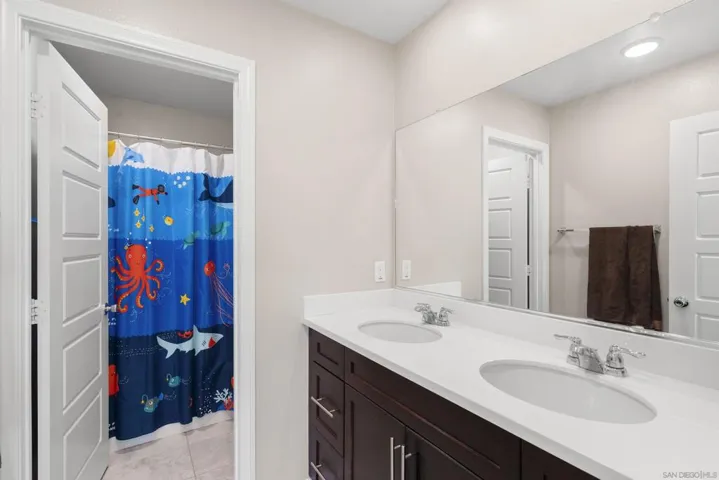 10664 Cobble Court, Santee, California 92071