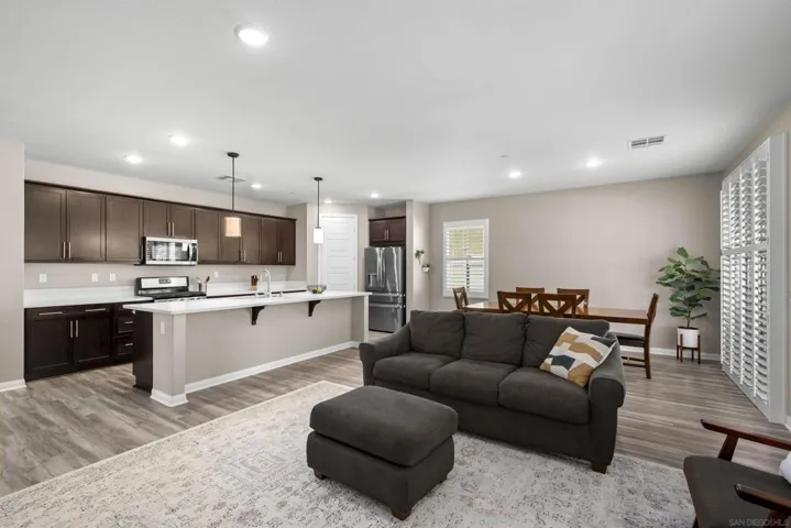 10664 Cobble Court, Santee, California 92071