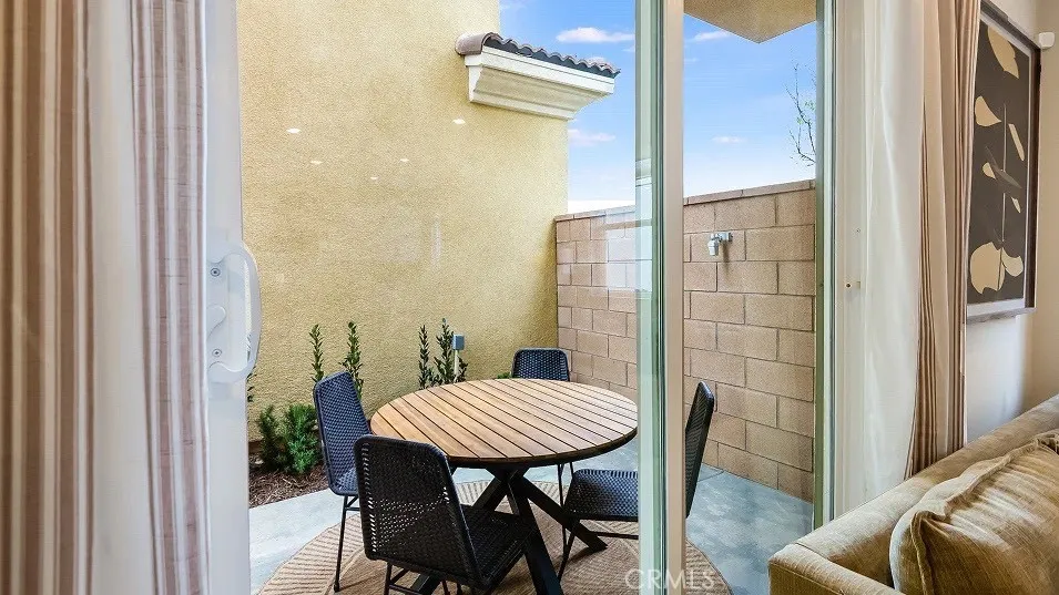 1769 Eagle Road, Rialto, California 92376 home-pic-18