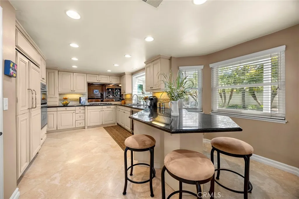 5184 Vista Montana, Yorba Linda, California 92886 home-pic-13