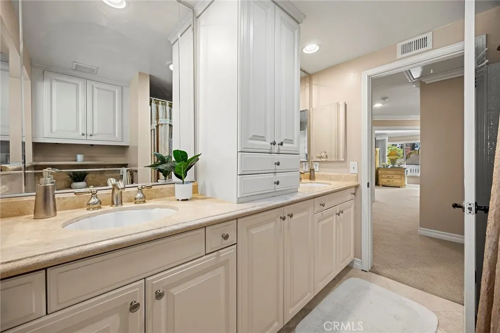 5184 Vista Montana, Yorba Linda, California 92886 home-pic-35