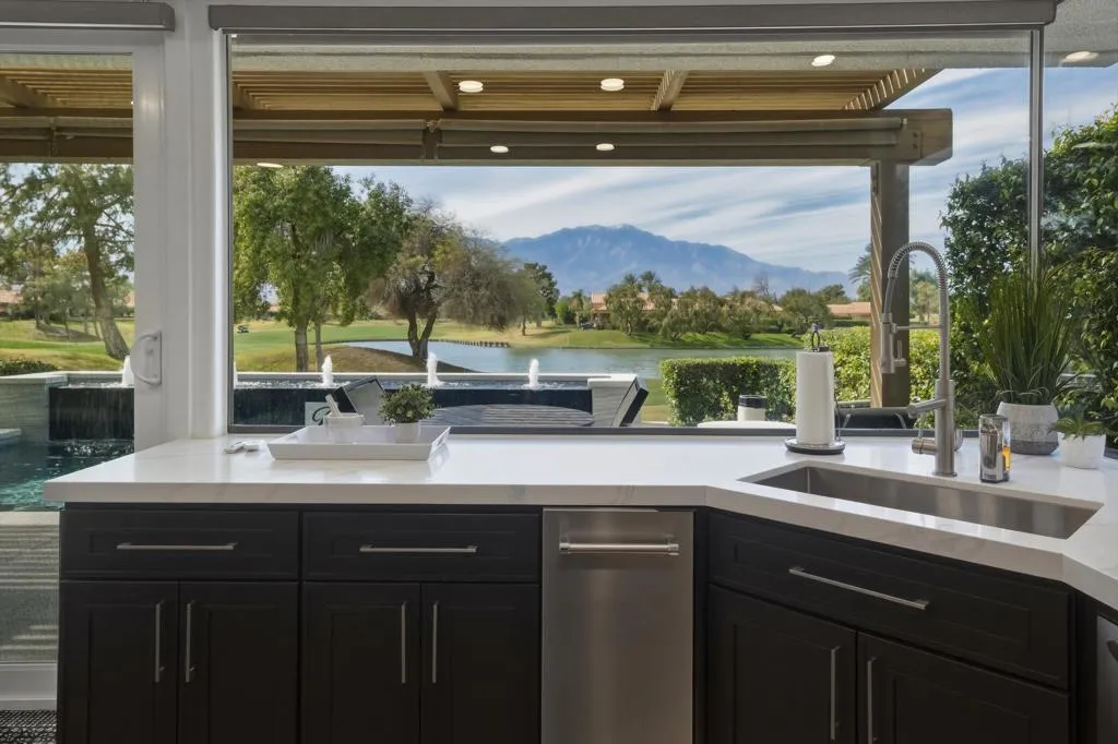 29 Oak Tree Drive, Rancho Mirage, California 92270 home-pic-13