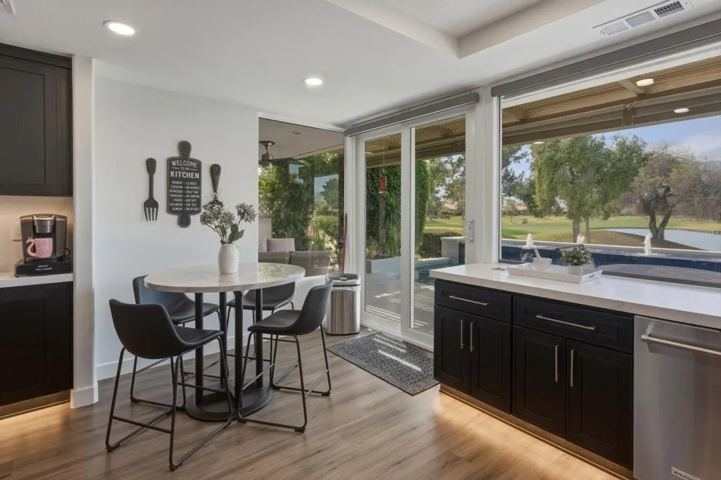 29 Oak Tree Drive, Rancho Mirage, California 92270 home-pic-12