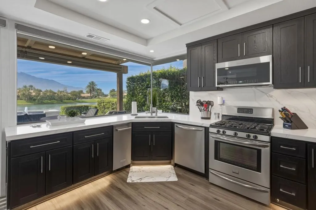 29 Oak Tree Drive, Rancho Mirage, California 92270 home-pic-10