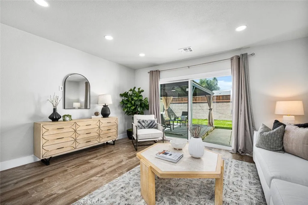4343 Woodruff, Lakewood, California 90713 home-pic-26