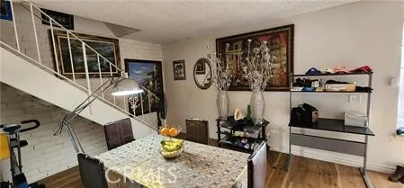 Open layout area dining area added to the breakfast counter.