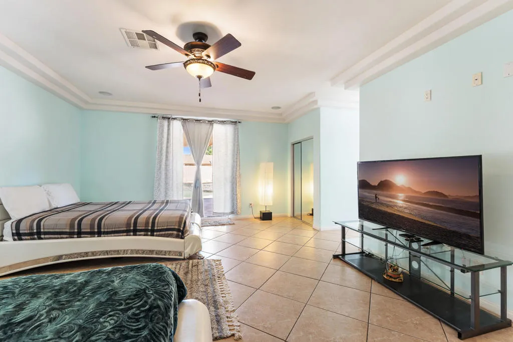 32100 Whispering Palms Trail, Cathedral City, California 92234 home-pic-16