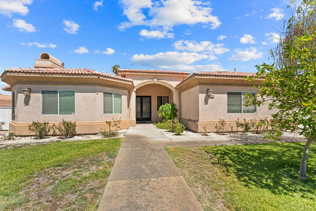 32100 Whispering Palms Trail, Cathedral City, California 92234 home-pic-3